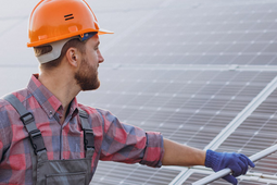 Jak zadbać o panele fotowoltaiczne aby służyły jak najdłużej?