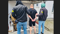 Naoglądał się filmów akcji i przed policją uciekał po dachach