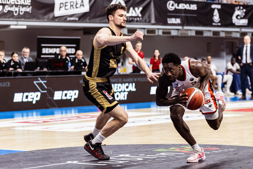 W ćwierćfinale Start ograł Czarnych 3:2