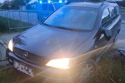 Spanikował na widok policji. Miał trochę przewinień na koncie