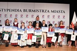 Burmistrz nagrodził młodych artystów