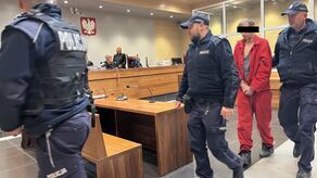 Po ogłoszeniu wyroku Bartłomiej B. wrócił za kratki. Na tej samej rozprawie areszt tymczasowy dla niego został przedłużony do 25 grudnia tego roku