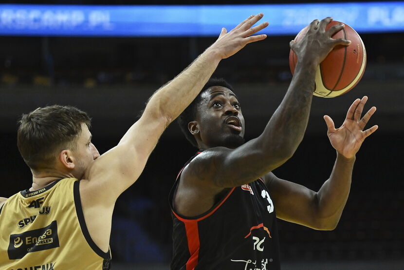 Courtney Ramey w czwartej kwarcie zdobył 11 ze swoich 16 punktów