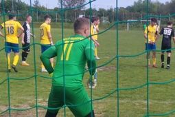 Wisła Annopol wywalczyła punkt bez nominalnego bramkarza. Komplet wyników lubelskiej okręgówki