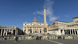 Czwartek może przynieść nowego papieża. Kardynałowie będą głosować czterokrotnie