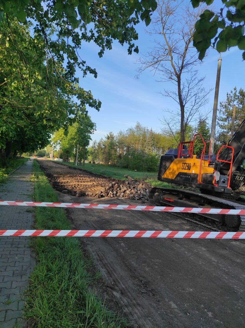 Remont drogi powiatowej w Ortelu Królewskim