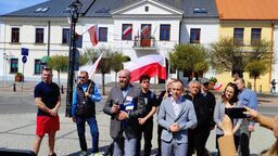 Konferencja bialskiego oddziału Nowej Nadziei i przedstawiciela mieszkańców, Jacka Dobrzyńskiego 