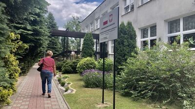 Przedszkole Miejskie nr 15 na os. Zamoyskiego. Tutaj nadal są wolne miejsca. Może zapełnią się w czerwcu. Ale tę placówkę likwidacja oddziału ominęła