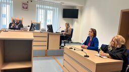 Aneta Karpiuk stawiła się w sądzie czwartek z przekonaniem, że usłyszy wyrok, ale na jego ogłoszenie musi jeszcze kilka miesięcy poczekać