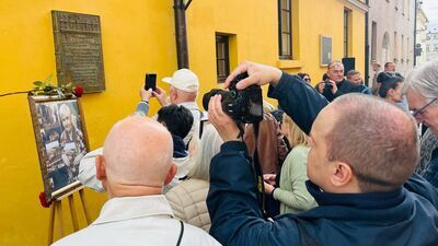 Na wtorkowe wydarzenie przybyli m.in. dawni wychowankowie Bogumiły Sawy, ale też jej współpracownicy, bliżsi i dalsi znajomi