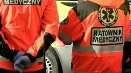 Agresywny pacjent stanie przed sądem. Za atak na ratownika medycznego