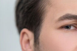 Niszczyciel jamy ustnej – co warto wiedzieć na temat kamienia nazębnego?