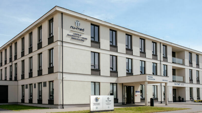 Zamojski NU-MED to nowoczesny ośrodek, który funkcjonuje w bezpośrednim sąsiedztwie szpitala „papieskiego”