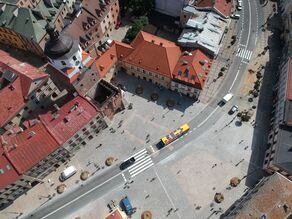 Co roku to samo. Ulica Królewska częściowo wyłączona z ruchu