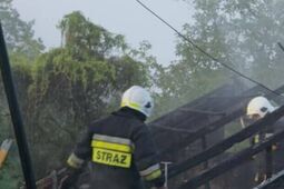 Przez pożar stracili dom. Rodzina potrzebuje pomocy