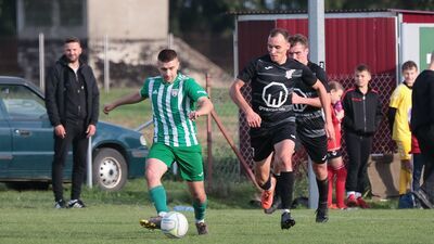 Bartłomiej Bułhak (w biało-zielonej koszulce) zdobył już 40 bramek
