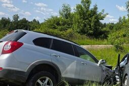 Zderzenie dwóch aut za Frampolem. Do szpitala trafiło siedem osób, w tym dzieci