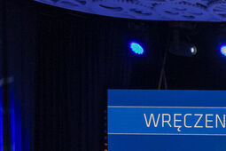 Młodzi i zdolni sportowcy uhonorowani przez marszałka