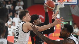 PGE Start przegrał z Legią, mistrza Polski poznamy w niedzielę