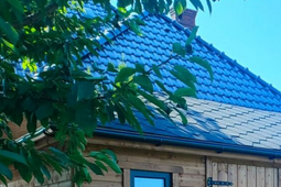 Altana narzędziowa z drewna – porządek, estetyka i funkcjonalność w Twoim ogrodzie