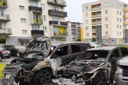 Podpalił samochód na bialskim osiedlu. Podpalacz już w rękach policji
