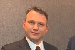 Mentzen pogratulował Nawrockiemu. Wiadomo, na co liczy