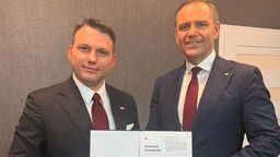 Sławomir Mentzen i Karol Nawrocki tuż po rozmowie przed II turą wyborów prezydenckich 