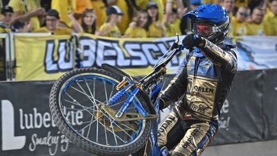 Bartosz Zmarzlik poprowadził żużlową reprezentację Polski do wygranej nad resztą świata