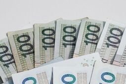 ZUS rozpoczął wypłaty 800+. Czas na złożenie wniosku do końca czerwca