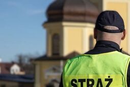 Cudem uniknęła śmierci. Chwile grozy na przejeździe kolejowym w Chełmie