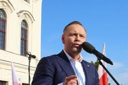 Zmiana lidera w late poll: Karol Nawrocki - 50,7 proc., Rafał Trzaskowski - 49,3 proc.