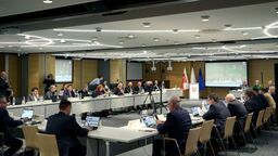 Zarząd województwa z absolutorium. Marszałek: "Dajcie nam trochę tych pieniędzy!"