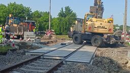 Prace zostały przedłużone, więc przejazdu nie ma