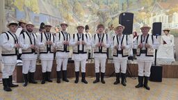 Zespół Dacii Liberi prezentuje floklor rumuński. W niedzielę wystąpi w Janowcu