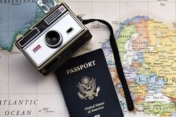 Gotówka wciąż króluje na wakacjach. 71 proc. Polaków płaci tradycyjnie podczas urlopu