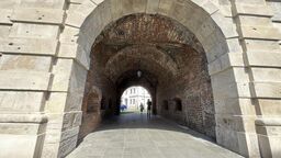 Stara Brama Lwowska w Zamościu