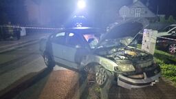 13-latek uderzył autem w słup. Samochód „pożyczył” od babci