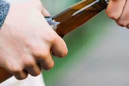 Policjant w czasie wolnym zatrzymał złodzieja alkoholu w sklepie w Łukowie