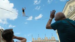 Na linie, na ulicy i na scenie – ruszył Carnaval Sztukmistrzów