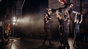 Między szarfami, akrobatyką i żonglerką