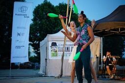 Sztukmistrz wyjedzie w trasę. Przed nami festiwal Śladami Singera