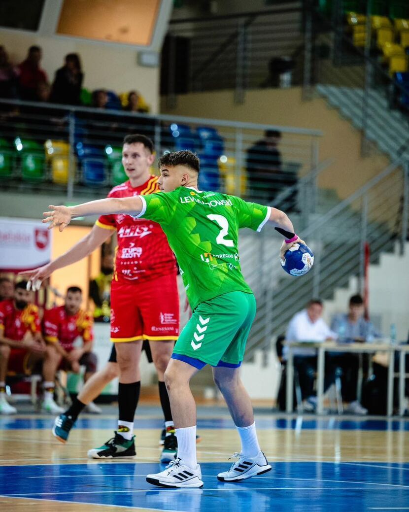 Reprezentant Polski U 19, rozgrywający Bartosz Lewandowski, ponownie będzie zawodnikiem AZS AWF Biała Podlaska