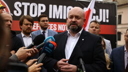 Konfederacja przeciwko migracji. „Klaudia mogła być każdą z nas”