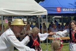 Impreza na ludowo. Zamojskie Dni Folkloru w Zwierzyńcu