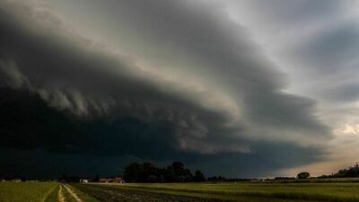 11 stacji hydrologicznych z rekordem dobowego opadu deszczu