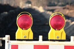 W Lublinie zapadła się jezdnia. Objazdy i duże utrudnienia