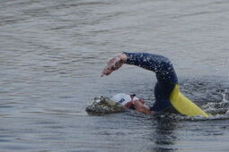 On znów to zrobi. Ma pływać dwie doby bez przerwy. Jest istotny powód