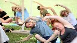 Bezpieczne wakacje w Lublinie. Relaks, wsparcie i taniec pod Zamkiem