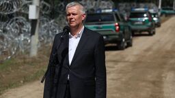 21 lipca 2025: Szef MSWiA Tomasz Siemoniak podczas wizyty na granicy polsko-białoruskiej w miejscowości Połowce-Pieszczatka