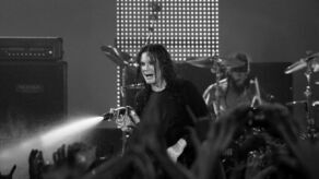 Ozzy Osbourne na koncercie w Kalifornii w 2009 roku